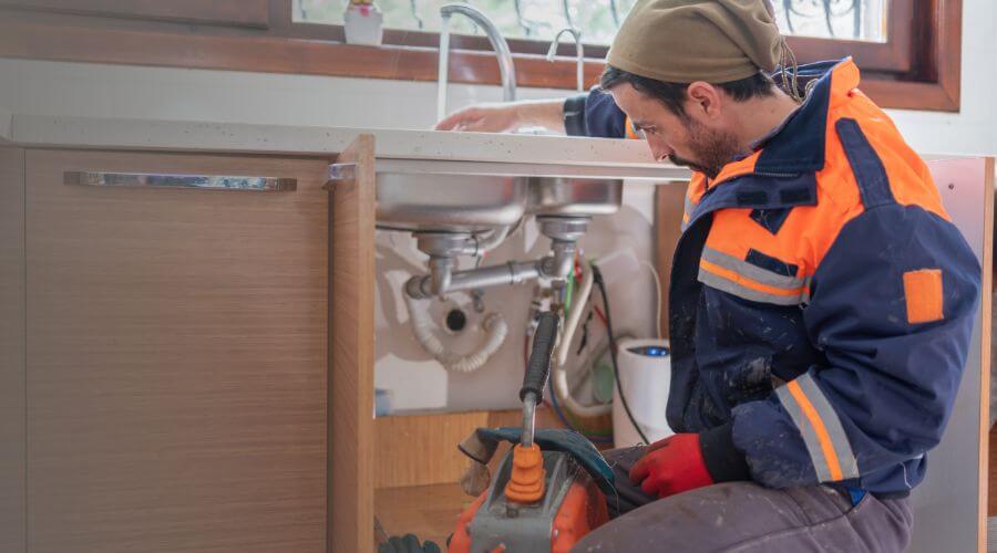 Local water heater installation in Nobleton, FL